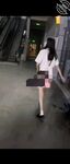 來自女兒的第一次口、足交，戶外商業街的內射，對白刺激！