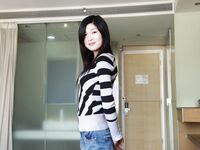 早期國模私拍鼻祖！原滋原味傳統型青澀美乳小妹黃丹頂格私拍原版