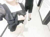 海角社區色女老鼠舔貓咪勾引哥哥亂倫 趁爸媽還沒下班，在沙發上無套強奸哥哥肏死這條小公狗