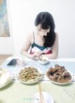 新 亂倫 外站大神亂倫侄女震撼新作 第一次竟然就玩起了SM 各種調教玩弄 亂倫性愛游戲