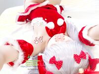 極品嬌嫩小萌妹『LepALu』極品粉嫩萌妹 藍色水手服 強制後入懟操 太嫩了 聖誕節特輯