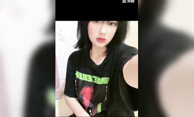 皮皮蝦網紅純欲女神【在下小羊】人前傲女，人後母狗，被金主包養定製私拍各種裸舞紫薇視頻207V (192)