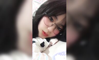 皮皮蝦網紅純欲女神【在下小羊】人前傲女，人後母狗，被金主包養定製私拍各種裸舞紫薇視頻207V (49)