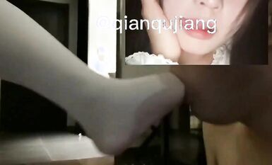 推特字母圈上海蘿莉風殘忍調教女大神【千曲醬】花樣百出極限虐奴~龜頭責罰強製取精馬眼酷刑 (181)