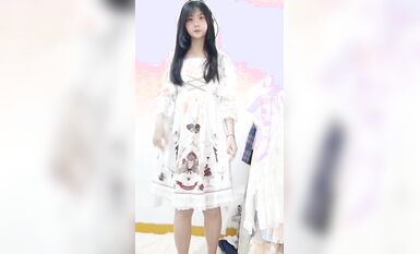 【黑客破解】台中18歲的舞蹈班學員黃嘉雯 各種私拍泄密流出 (42)