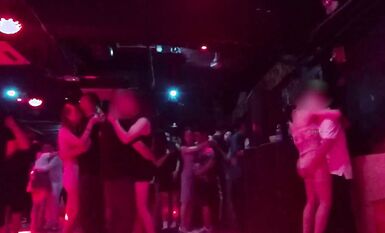 砂舞情緣，高跟鞋短裙翹臀好性感，小哥靠牆操作太享受_Chinese_characteristic_dance_hall_sexy