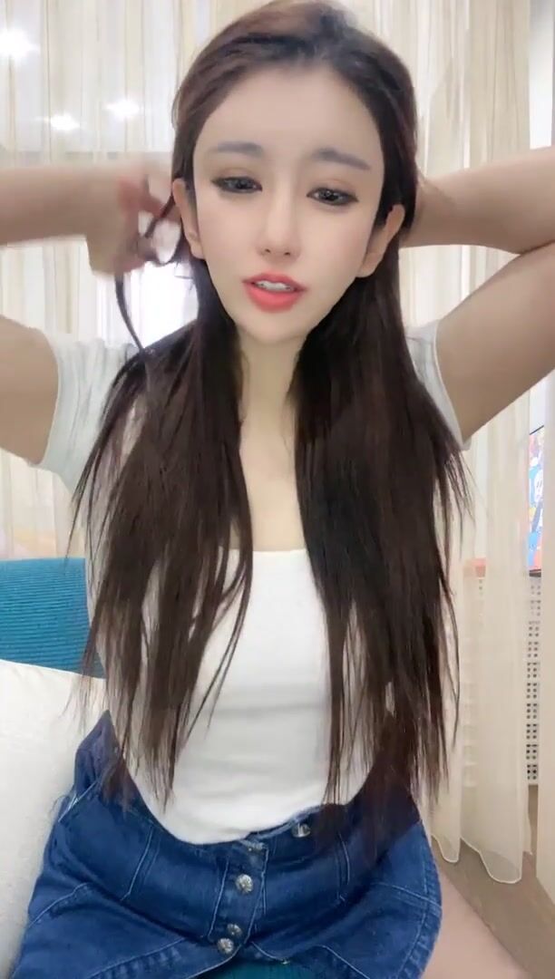 仙女下凡貌若天仙！【松本可可】新晉完美女神 露奶小秀~！~ (1)