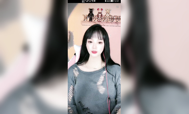 最新《瘋狂抖音》外篇之《抖音擦邊8》各種閃現走光刷邊 走私會議房給男友口愛 這期超精彩4.真空凸點 (3)