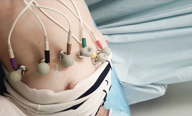 國內某體檢中心心電圖檢查偷拍 各種美乳大學生少婦美乳映入眼簾，處女的奶子圓潤堅挺好好看 (7)