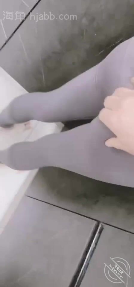 海角社區亂倫大神《最愛騷嫂子》熱銷作品全集-淪陷在騷貨嫂子的緊致熱穴中 2022-04-24原創今天終於把大嫂操了但是大哥好像發現了什麼