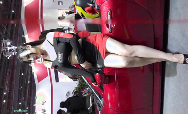 【展会走光】CAS车展模特走光车模 刁鉆摄影师 (23)