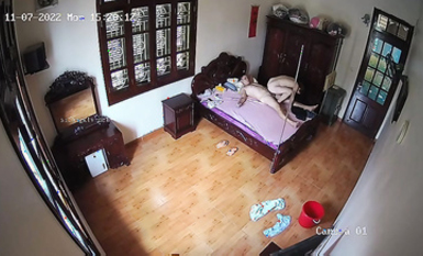 2023最新流出黑客 破解家庭攝像頭偷拍啪啪合集 小哥站著無套搞媳婦逼逼精液流了一地 (14)