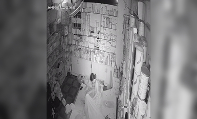 2023最新流出黑客 破解家庭攝像頭偷拍啪啪合集 小哥站著無套搞媳婦逼逼精液流了一地 (13)