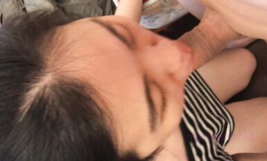 人前高冷私下極度反差大奶肥臀露臉妹【瑩瑩】與炮友造愛自拍視圖流出~邊呻吟邊說騷話 (1)