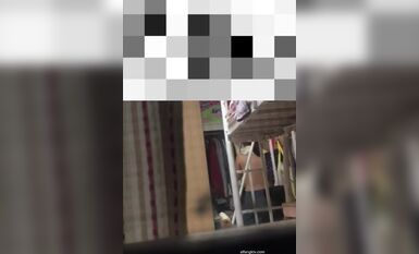 私房流出 精品推薦 五月新流出長期偷拍女生宿舍各種嫩妹 (11)