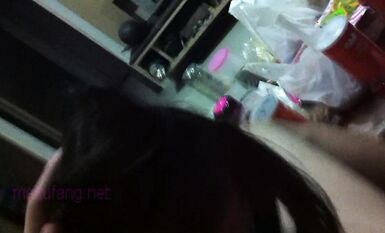 職校小情侶假日校外開房啪啪露臉自拍外流 超騷可愛小隻馬學妹已被調教成小淫娃嗲叫好舒服 (1)