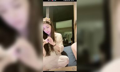 重磅 抖音直播技術性走光 熱舞 露底 美女雲集 (101)