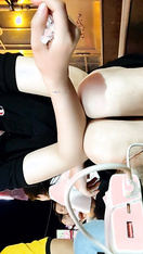 新人御姐，坐標江西，【迷人的反叛角色】，戶外勾搭，帶著美團外賣小哥哥，鑽進小樹林操逼 (3)