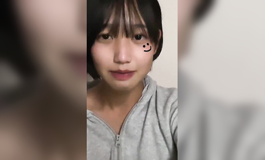 【ライブチャット】大バズり！販売元削除済！スマホ撮影！今はイン○タライブでエロする時代！巨乳セルフ撮り素人女子のトーク場面を入手！薄化粧で健康的だ！