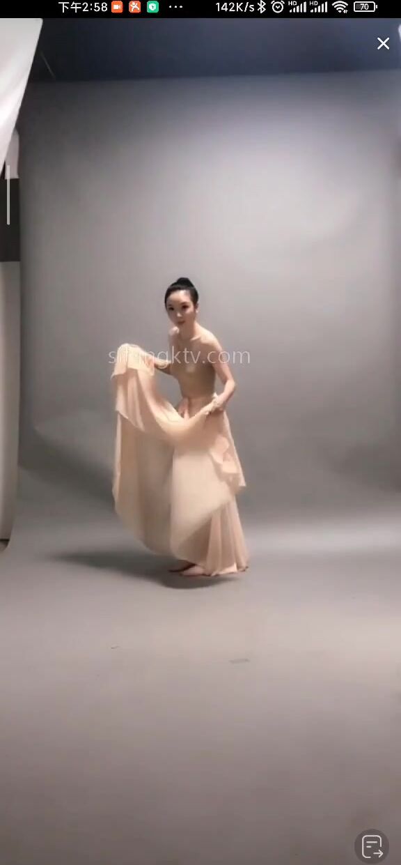 重磅 抖音直播技術性走光 熱舞 露底 美女雲集 (379)