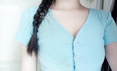 瑤瑤超乖（瑤瑤今天又失眠了 白桃少女）之緊身牛仔褲