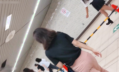 【極品稀缺 頂臀系列】頂JK美女