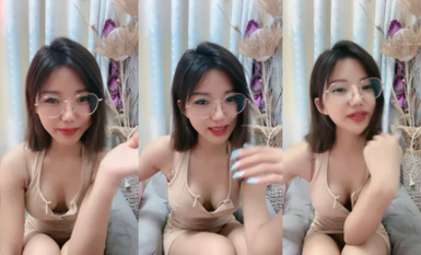 極品美女主播 可愛兔兔 大奶騷逼自慰大秀 (2)