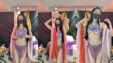 2024年1月新作，極品超美御姐【繁花女主角】橫店演戲好幾年，古裝裸舞，大美女每天不同反差角色道具自慰 (2)