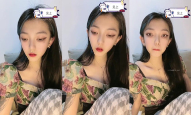 B站反差福利姬【黑絲小媽缺愛版】直播雙視角 私拍福利 (4)