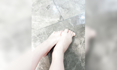 tuzaibaby 未流出土豪定製兩套 sheep 前後足交 (1)