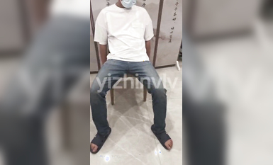 推特女神『大婊姐』深情解說每一個淫亂不堪的故事_當著老公面被他朋友無套插入的三人大戰 (7)