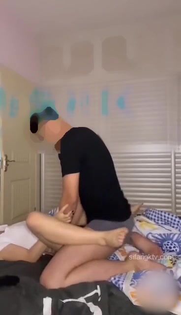 天啦嚕【身材火辣的舞蹈老師妹妹和親哥哥亂倫】身為舞蹈老師的親妹妹身材這么好