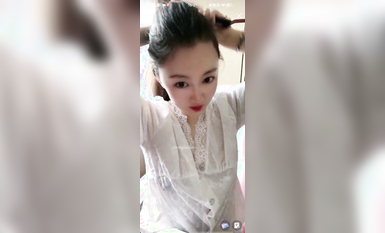 最新《瘋狂抖音》外篇之《抖音擦邊》眾女神直播中各種閃現走光刷邊 露毛露屁 凸點誘惑 (119)