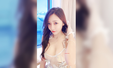 王馨瑶-灰色透视旗袍