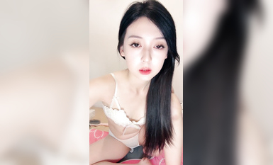 2025年4月，極品模特般的女神【泡芙】真的是漂亮，明星臉，跟剛退伍的小男友啪啪，雪白蜜桃翹臀遭罪了 (3)