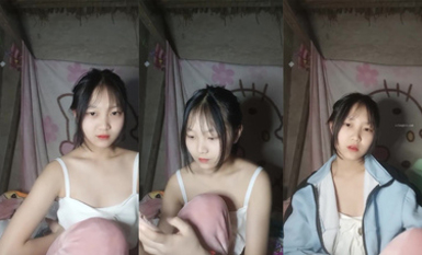 長相清純的學生妹在宿舍直播大秀，長的還怪可愛的 (1)