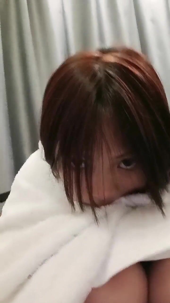 【嫩女】【瀟灑紅塵】合集，還沒長毛的超嫩小美女被開苞！2 (4)