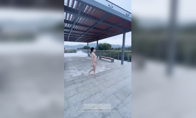 推特極品反差婊『小妮子』攜雙閨蜜極限露出 戶外全裸 野戰跪舔 黑絲啪啪 高清xiaonizi第二彈 (10)