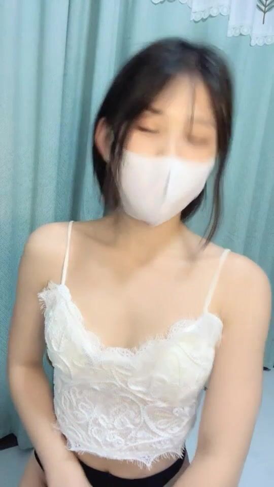 瘋狂推薦！極品大學生被幹了~【小兜兜】白漿直流~爽~ (2)