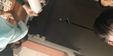 學姐真淫蕩，內褲好鬆