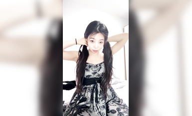 【濕濕】絕頂長腿騷母狗狗鏈舔內褲高跟鞋插逼 (32)