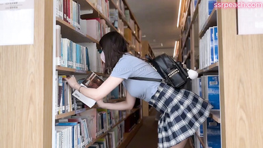 FansOne亞洲臀後艾莉ssrpeach在圖書館看書被偷看「你要看就要負責到底阿!」