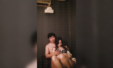 財閥金主約炮多位二三線美女模特，顏值高身材好，全程露臉，貴圈太亂了 (5)