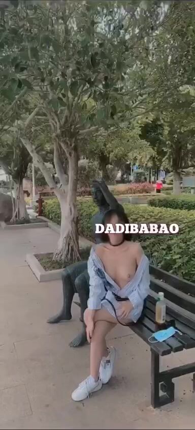 抖音80W粉絲推特網紅超萌蘿莉反差婊一隻喔私拍視圖大量流出人前露出3P喝尿野戰騷中極品 (136)