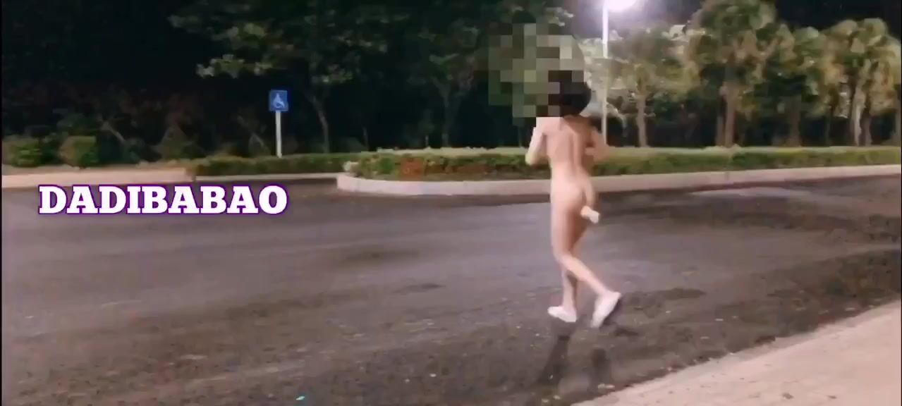 抖音80W粉絲推特網紅超萌蘿莉反差婊一隻喔私拍視圖大量流出人前露出3P喝尿野戰騷中極品 (79)