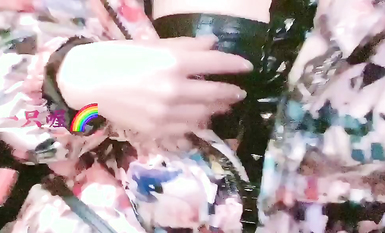 抖音80W粉絲推特網紅超萌蘿莉反差婊一隻喔私拍視圖大量流出人前露出3P喝尿野戰騷中極品 (171)