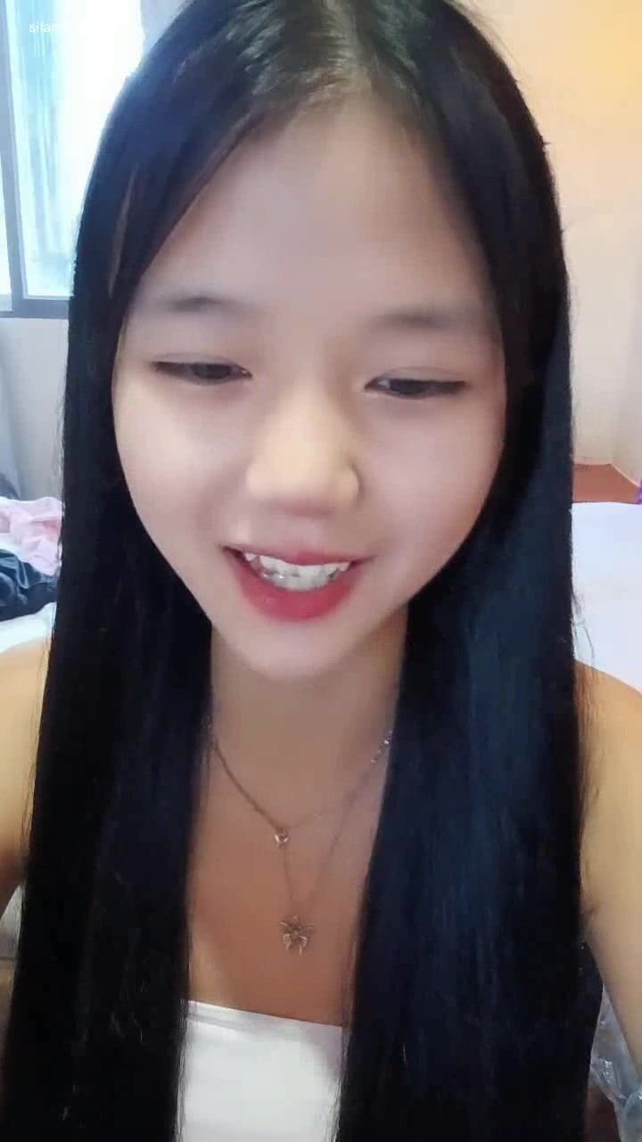 新人！大學生下海~校花級別~【雅萱】太純了 被操無套顏射~！ (3)