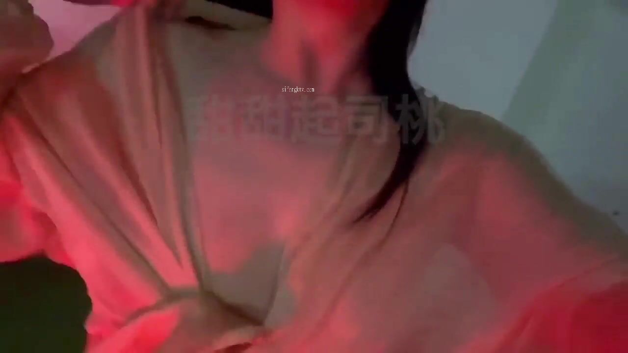 超嫩蘿莉雲集『玉紫醬+甜甜起司桃+貓七小+兔醬』極品翹乳粉穴榨乾你的精華超養眼甜甜起司桃 (5)