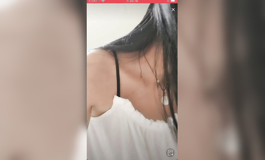 最新《瘋狂抖音》外篇之《抖音擦邊2》顏值主播各顯神通 閃現走光 刷邊尿尿熱舞 扣逼漏奶 (102)