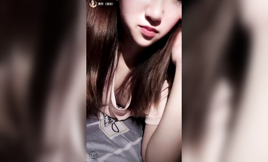 最新《瘋狂抖音》外篇之《抖音擦邊2》顏值主播各顯神通 閃現走光 刷邊尿尿熱舞 扣逼漏奶 (147)